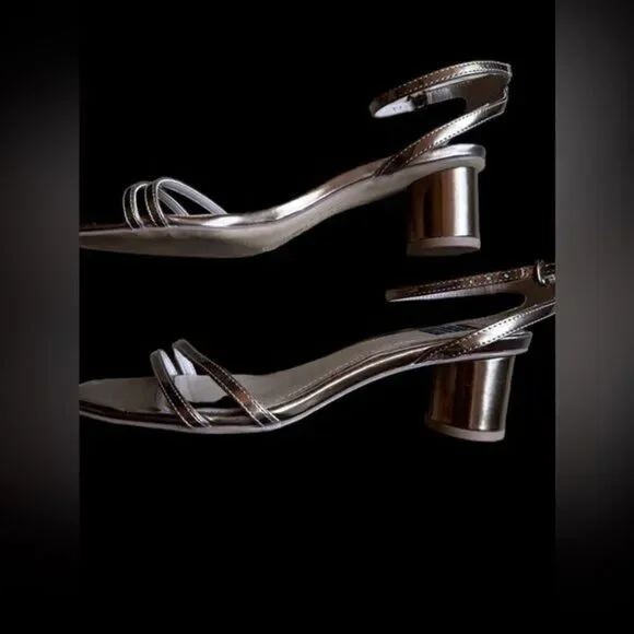 White House Black market Fabulous, strappy BRONZE leather sandal EUC 7M - Picture 6 of 13